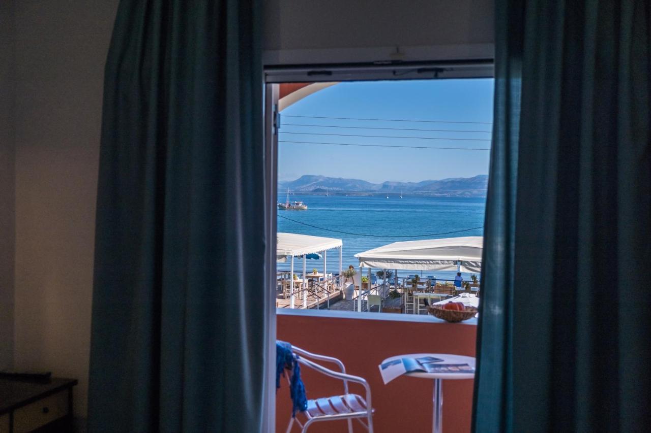 Christina Beachfront Rooms By Hotelius Petrití 外观 照片